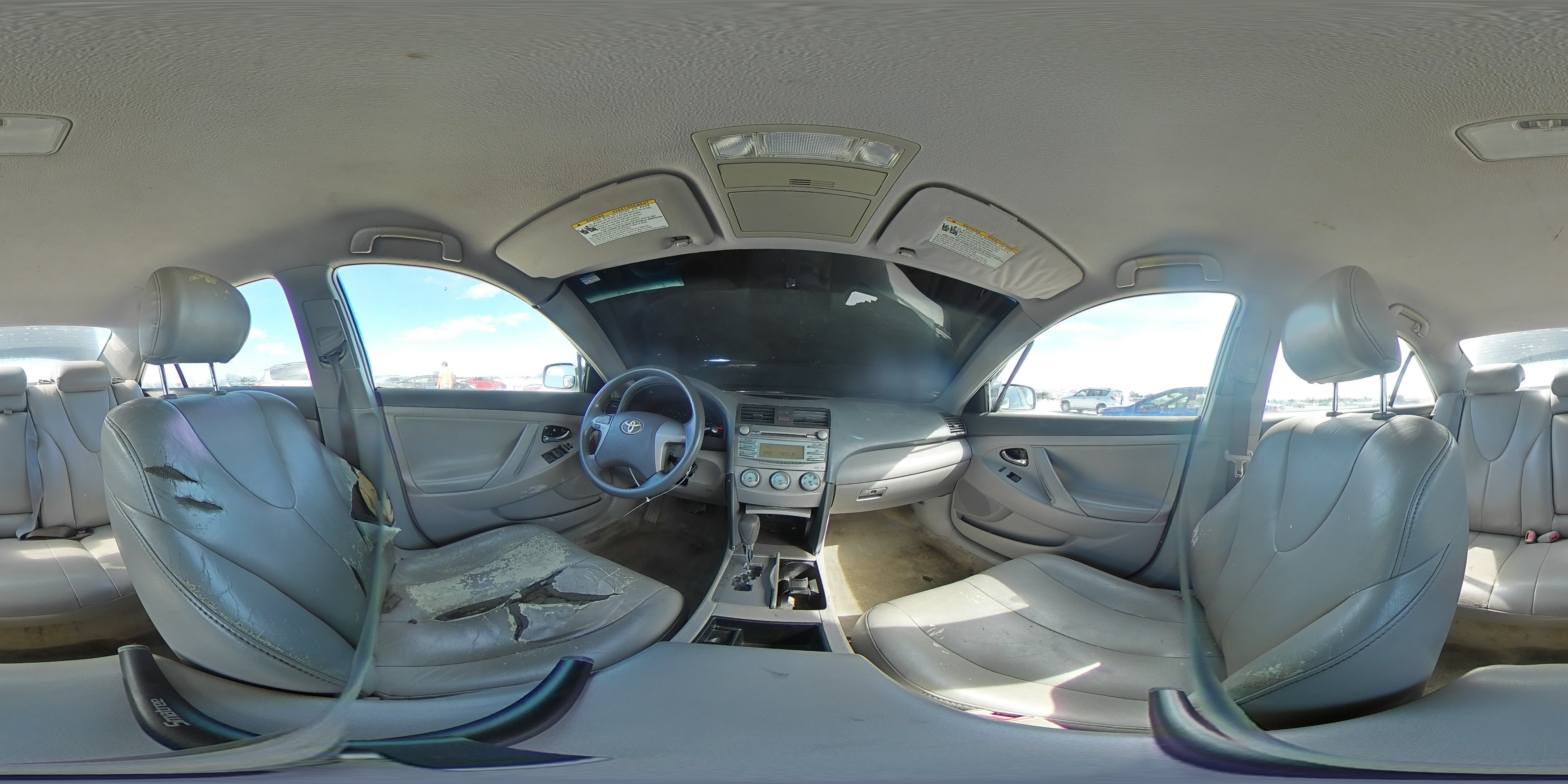 2009 Toyota Camry - Image 12
