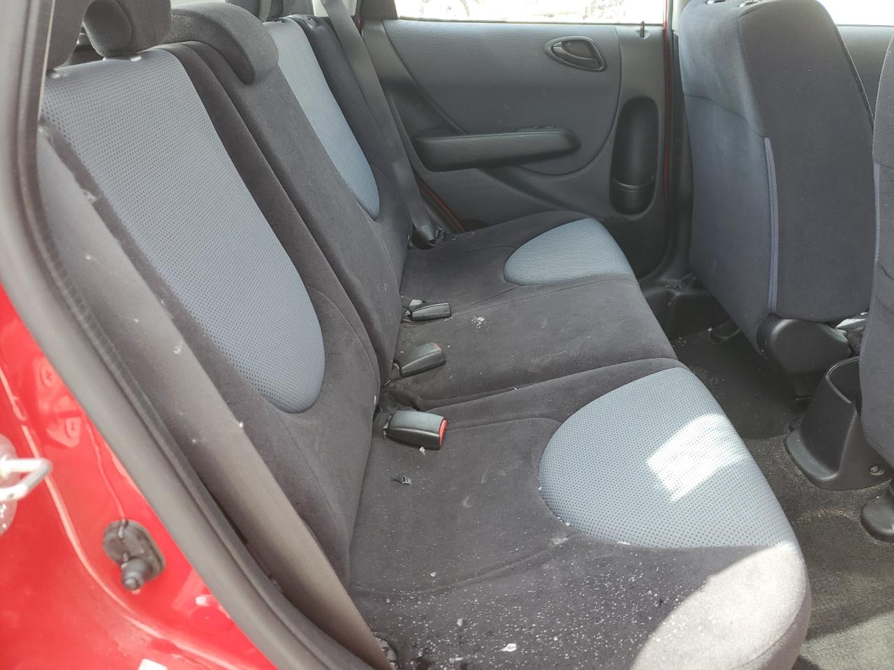 2008 Honda Fit - Image 11