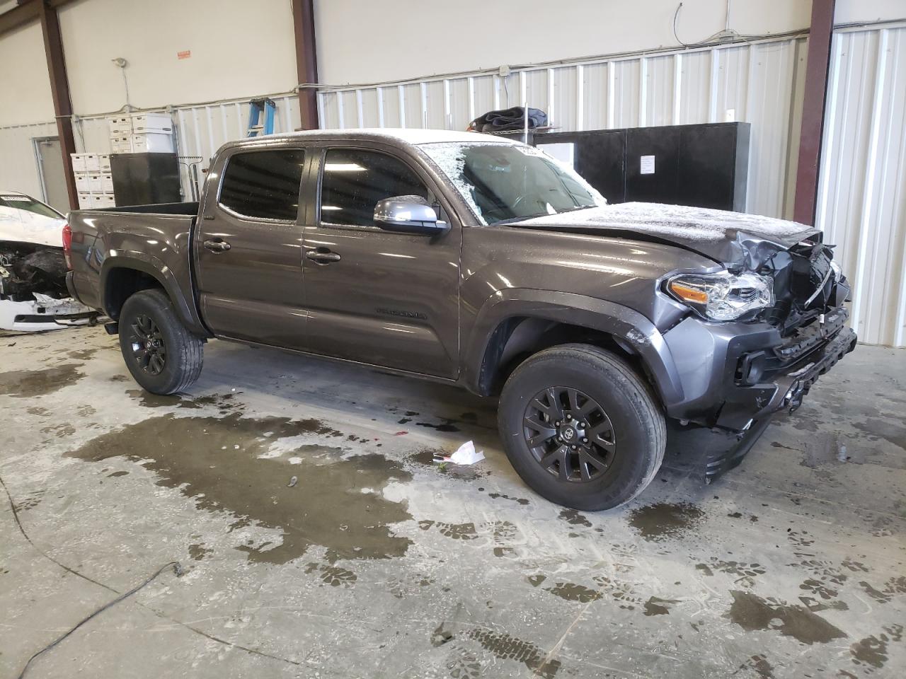2022 Toyota Tacoma - Image 4
