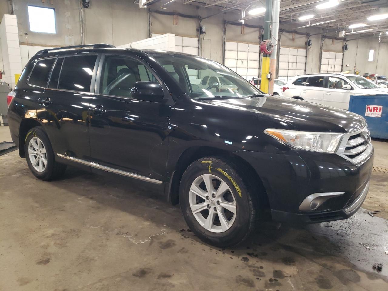 2013 Toyota Highlander - Image 4