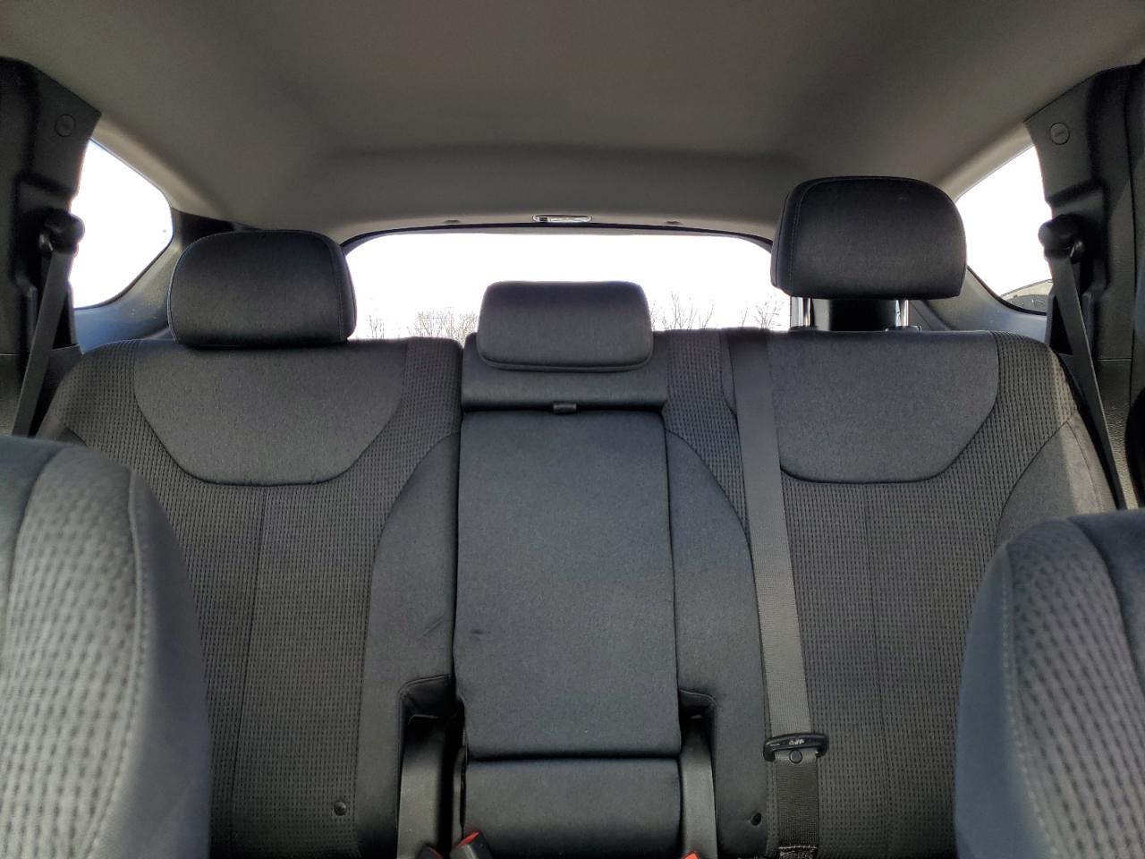 2019 Hyundai Santa Fe - Image 10