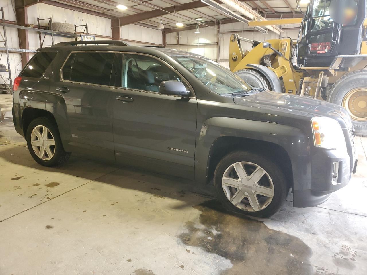 2011 GMC Terrain - Image 4