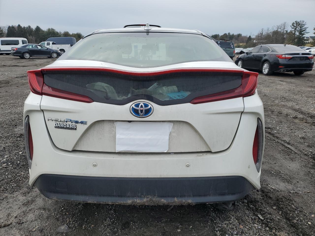 2017 Toyota Prius - Image 6