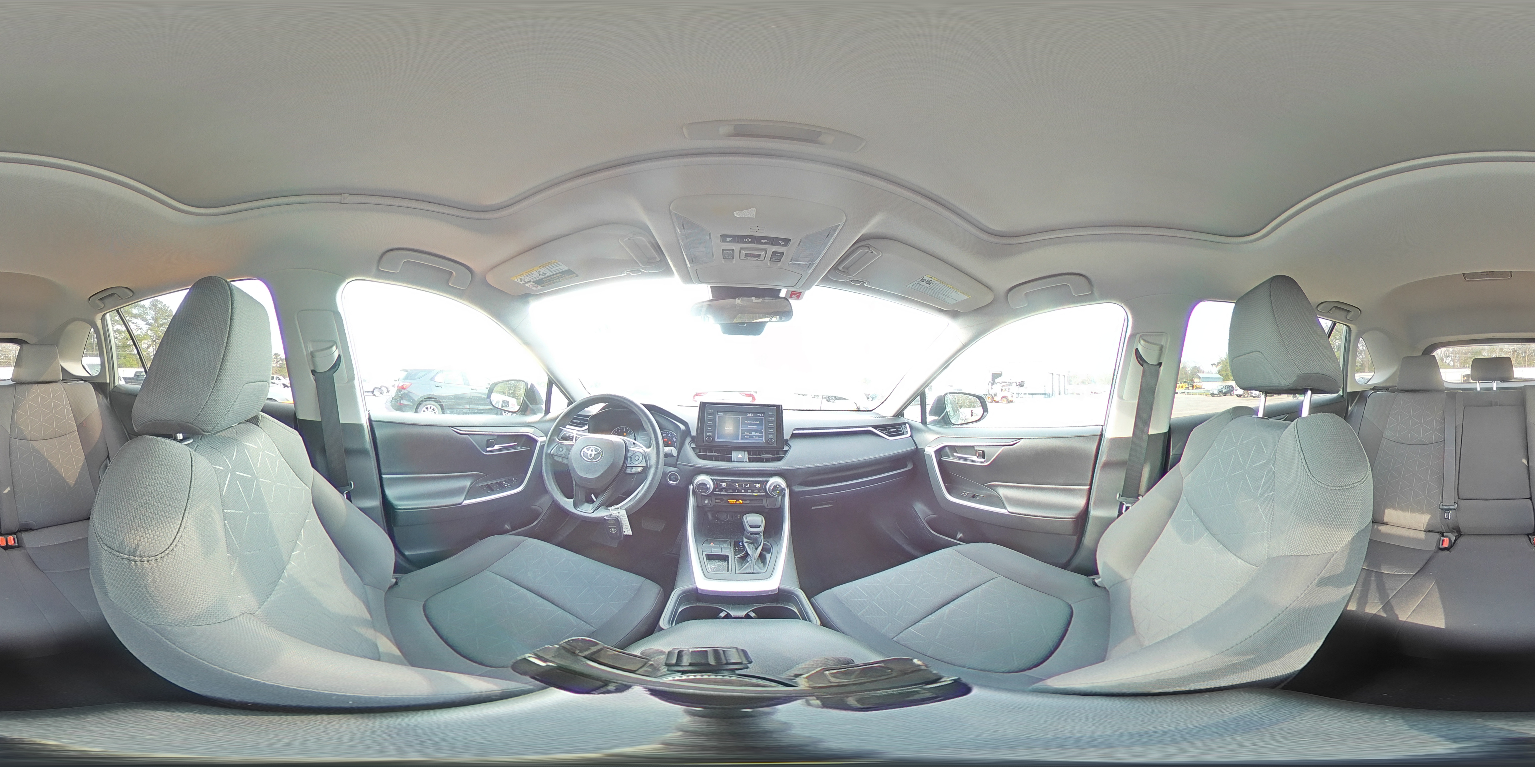 2019 Toyota RAV 4 - Image 15