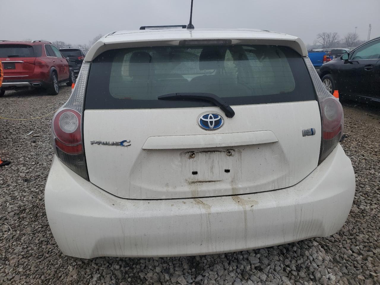 2012 Toyota Prius - Image 6