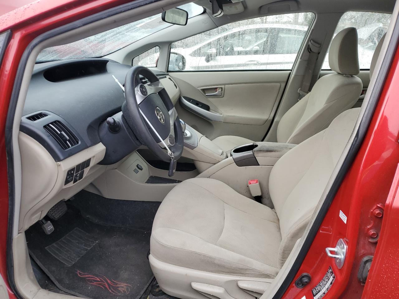 2012 Toyota Prius - Image 7