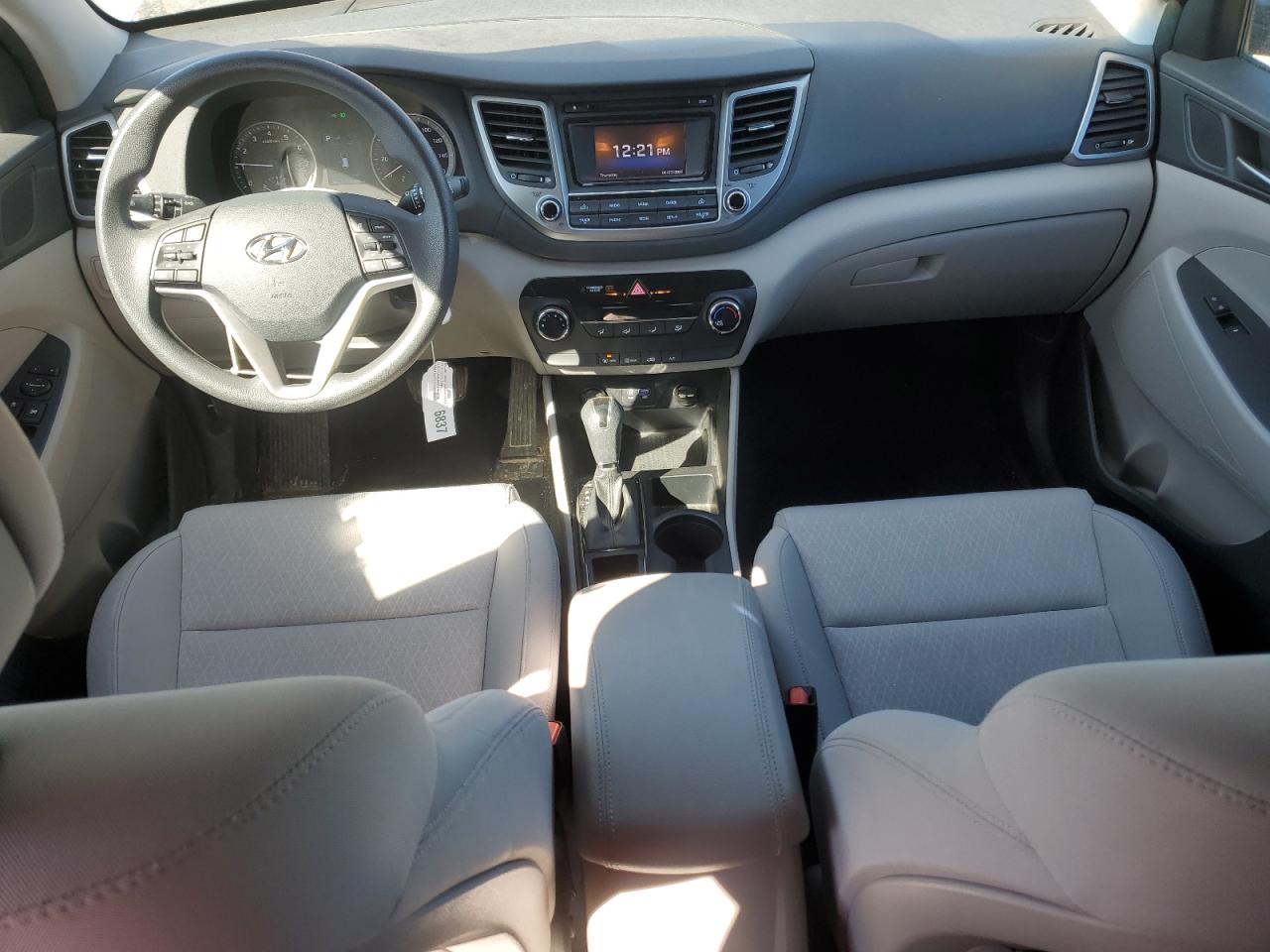 2017 Hyundai Tucson - Image 8