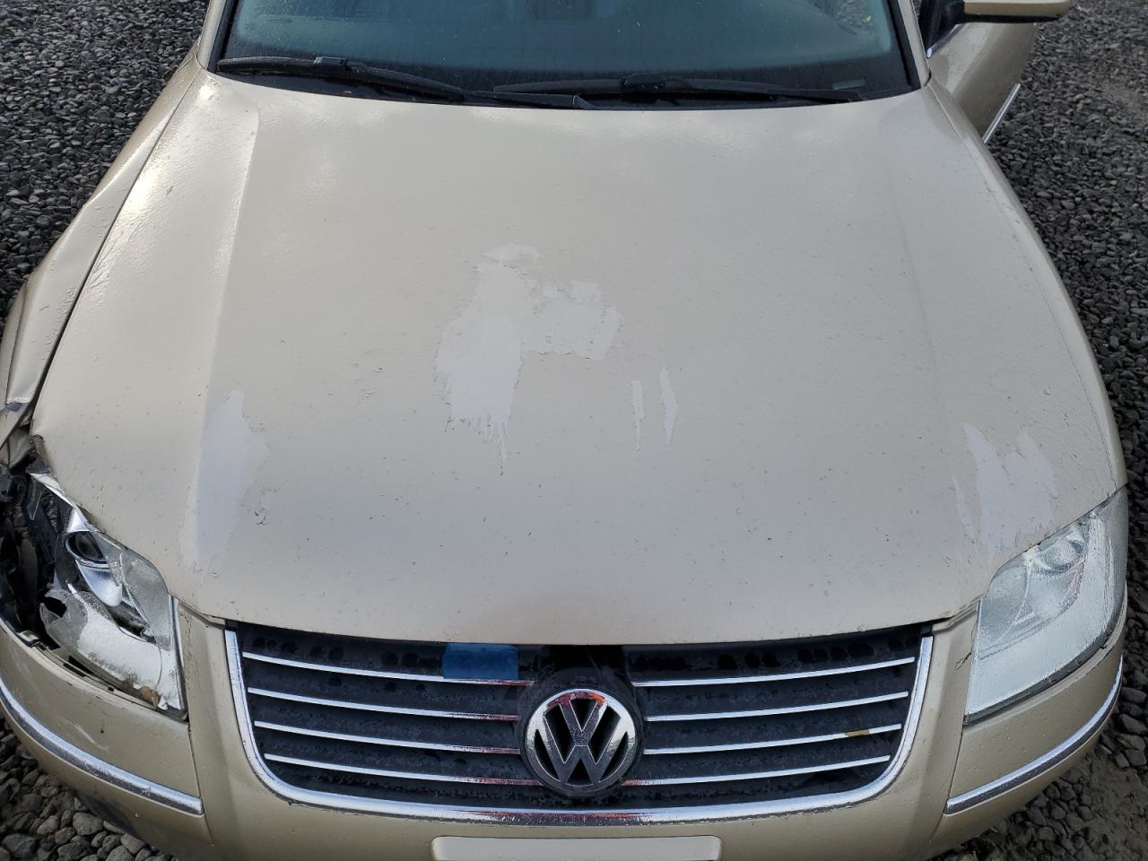 2001 Volkswagen Passat - Image 11