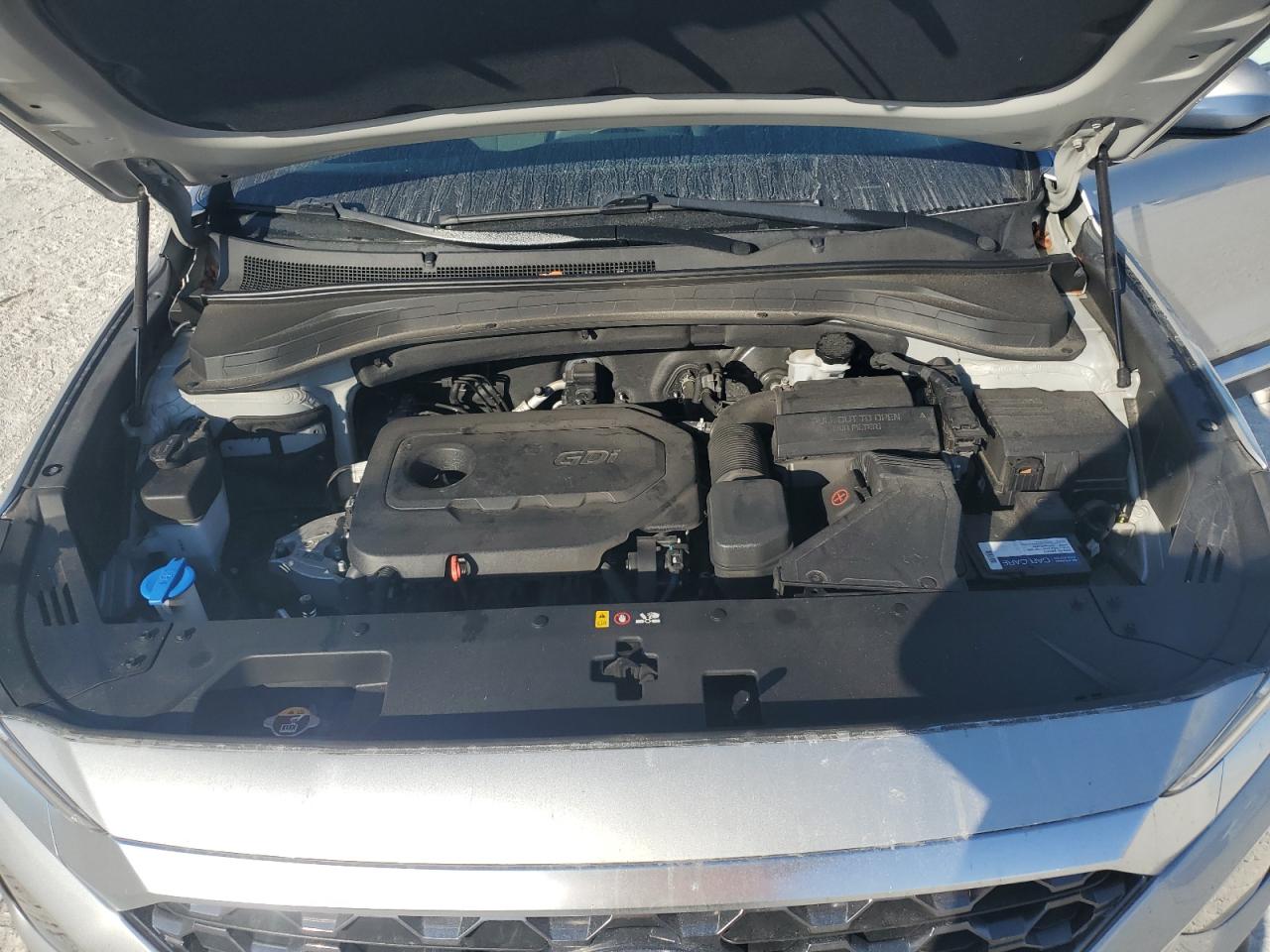 2020 Hyundai Santa Fe - Image 12