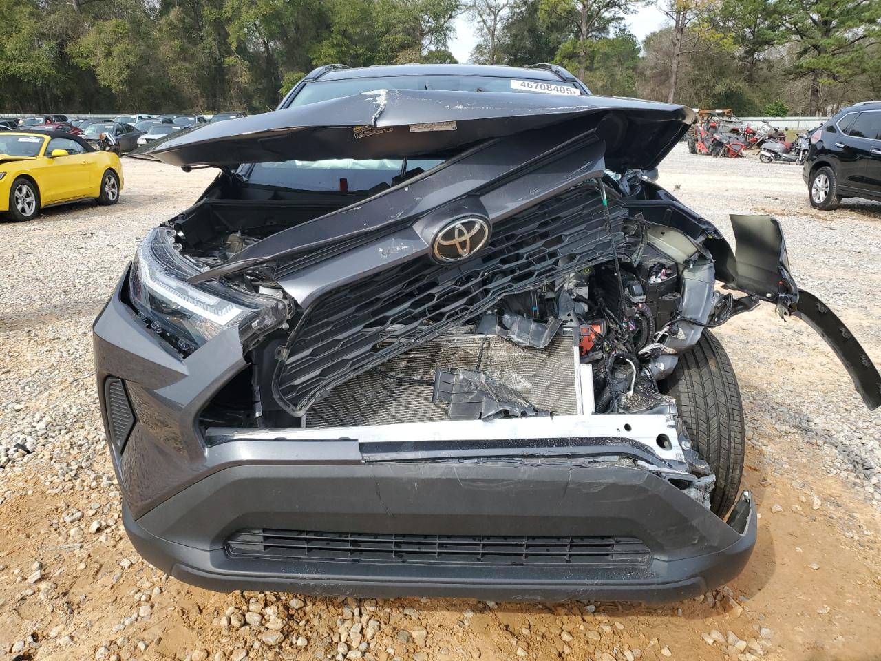 2024 Toyota RAV 4 - Image 5