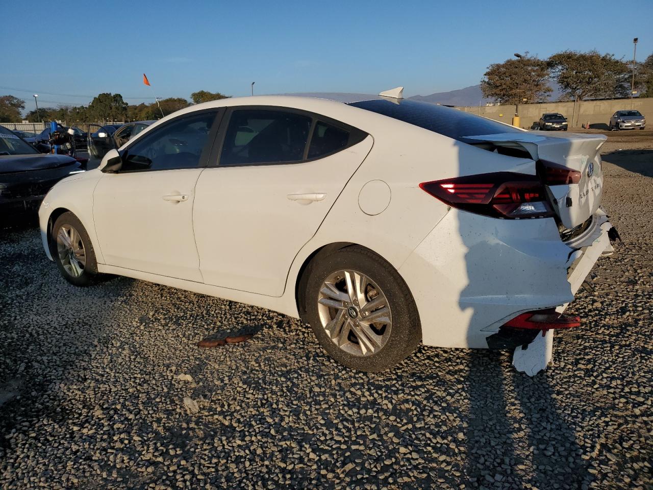 2019 Hyundai Elantra - Image 2
