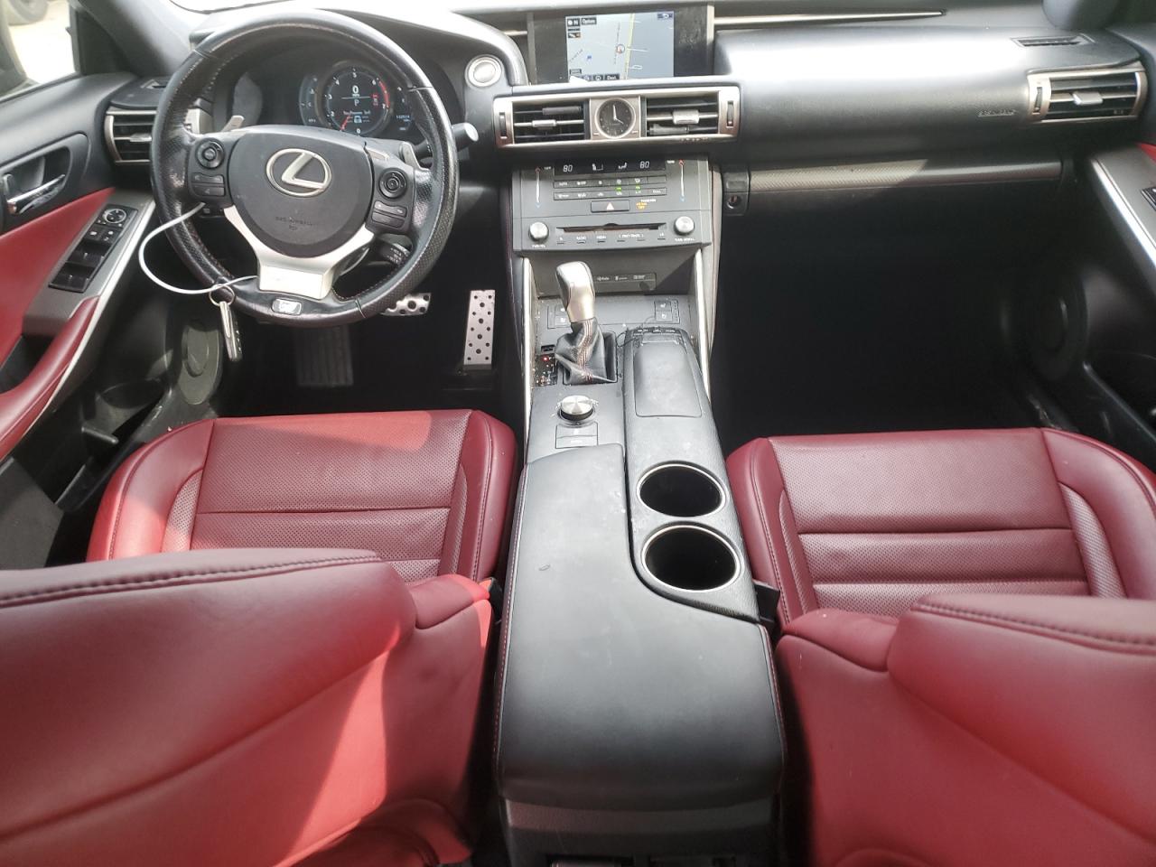 2016 Lexus IS - Image 8