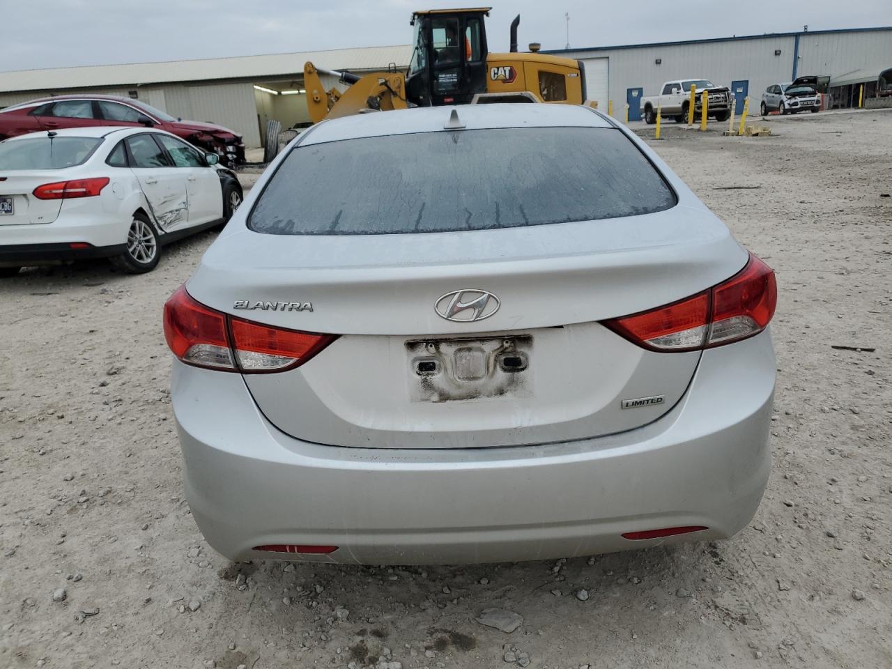 2012 Hyundai Elantra - Image 6