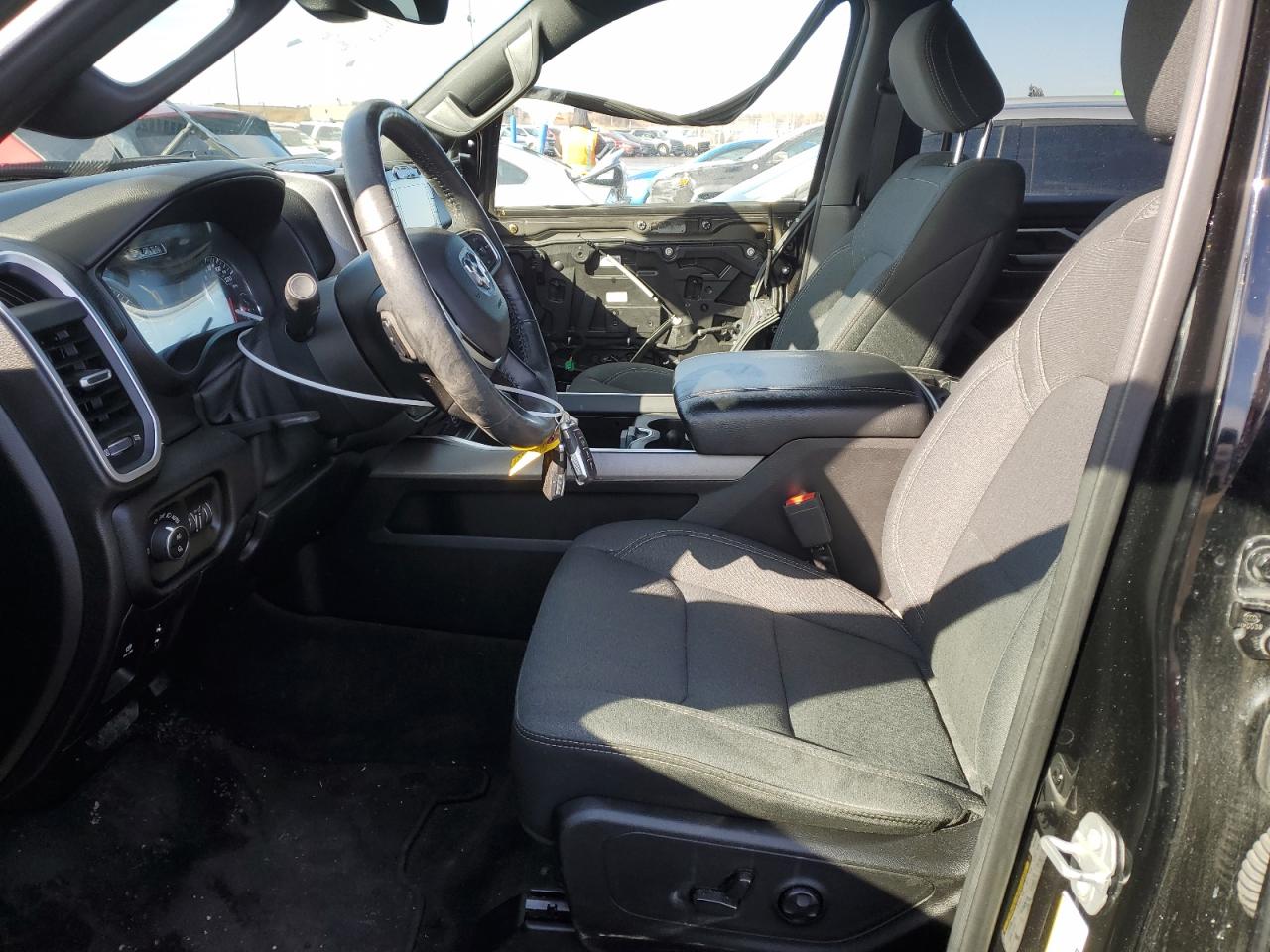 2019 RAM 1500 - Image 7