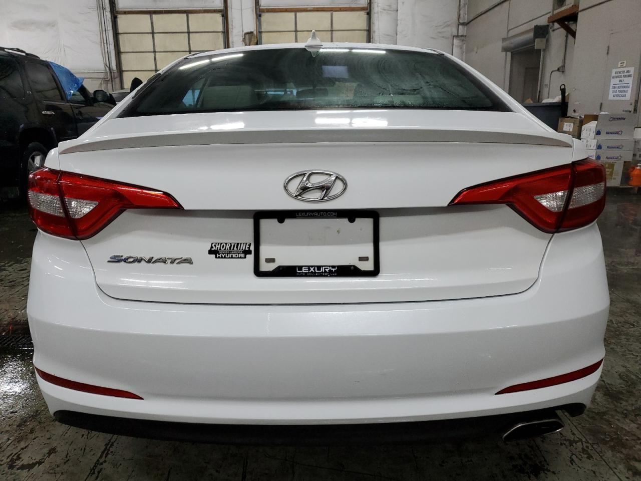 2015 Hyundai Sonata - Image 6