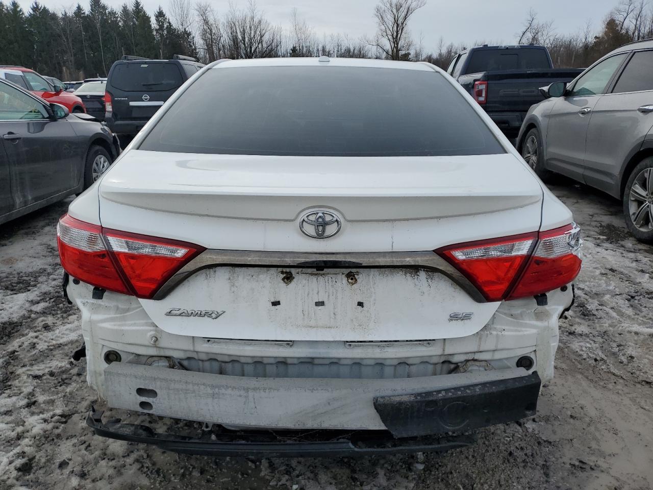 2015 Toyota Camry - Image 6