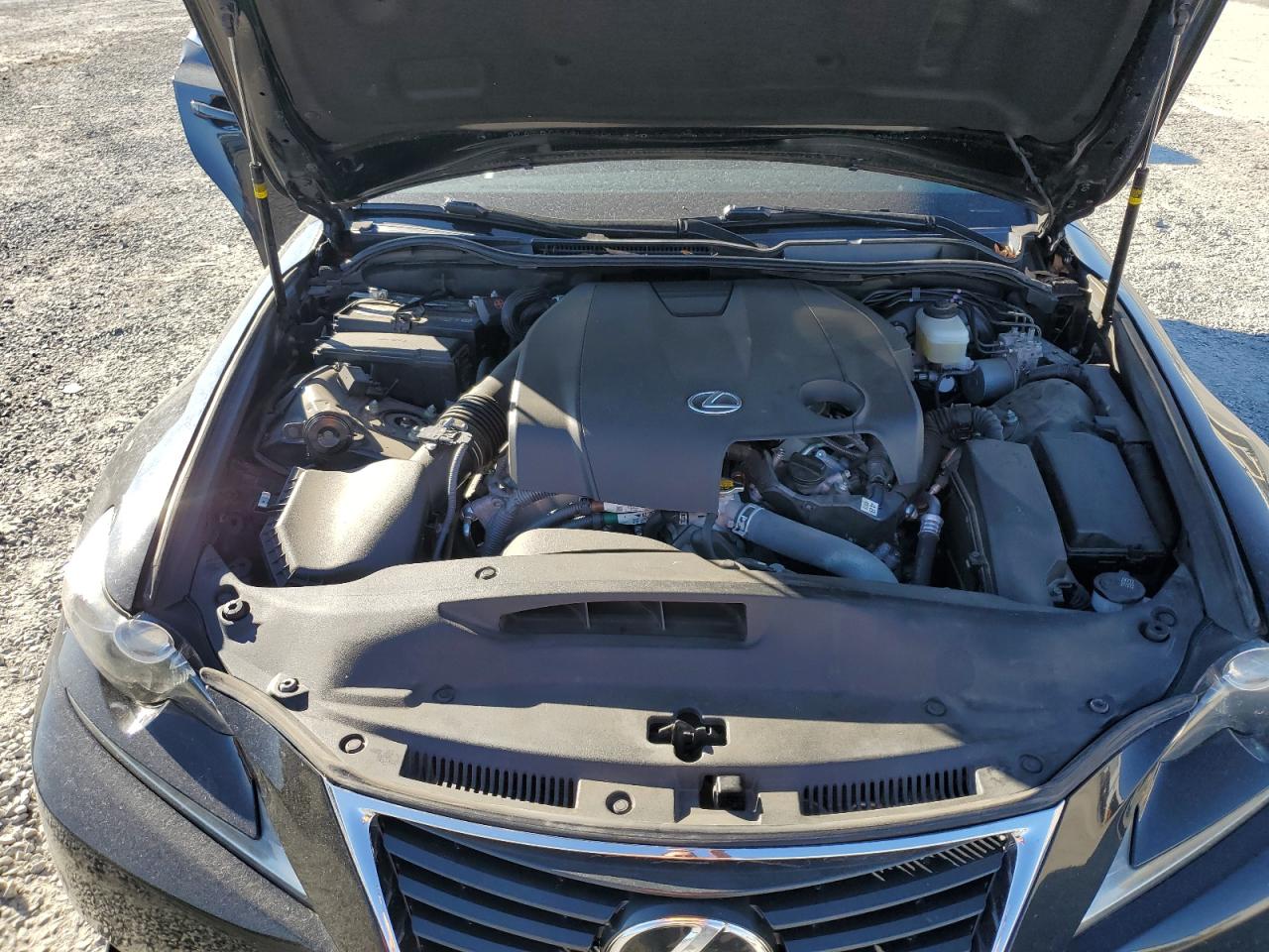 2014 Lexus IS - Image 11