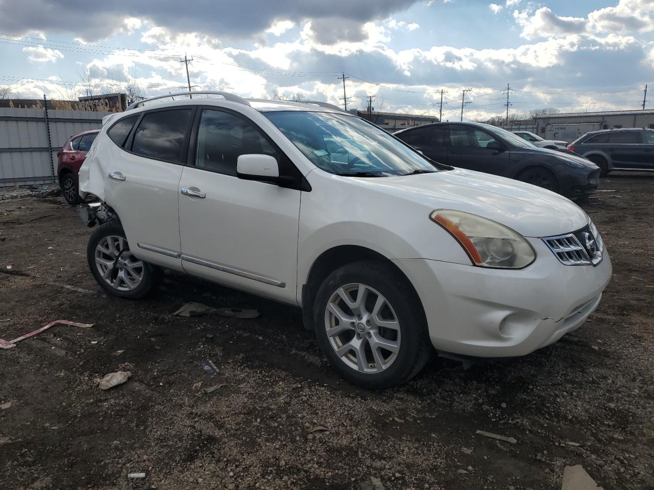 2011 Nissan Rogue - Image 4