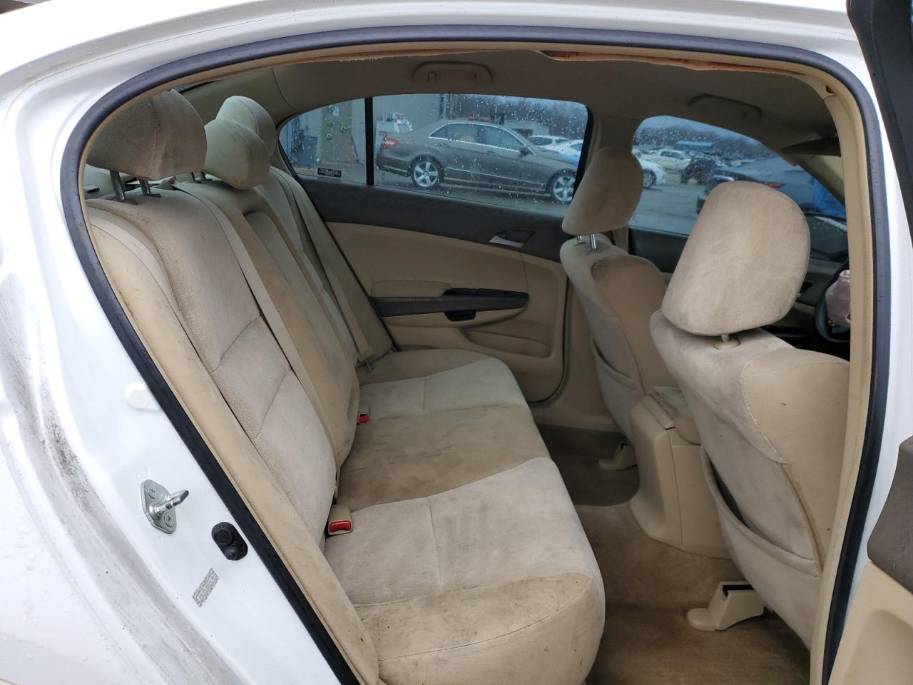2009 Honda Accord - Image 10