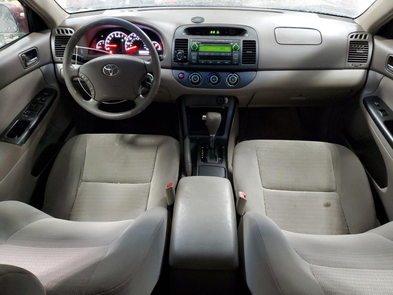 2005 Toyota Camry - Image 8