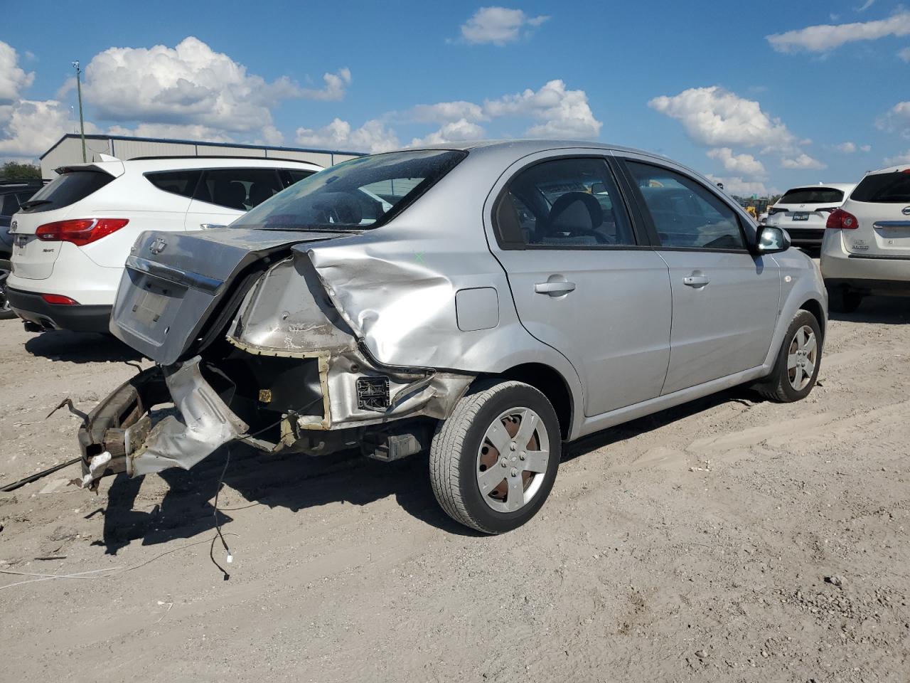 2008 Chevrolet Aveo - Image 3