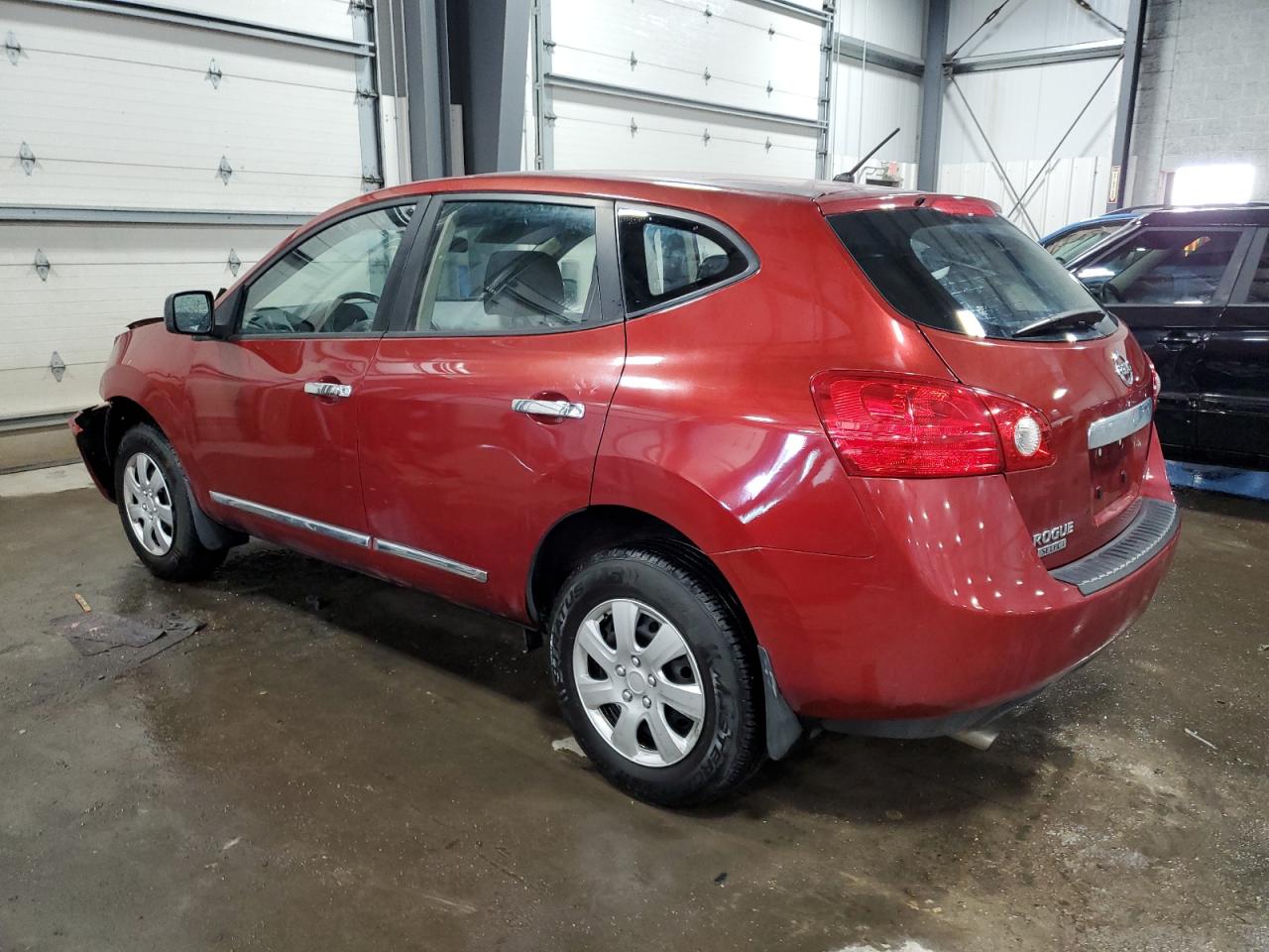 2015 Nissan Rogue - Image 2