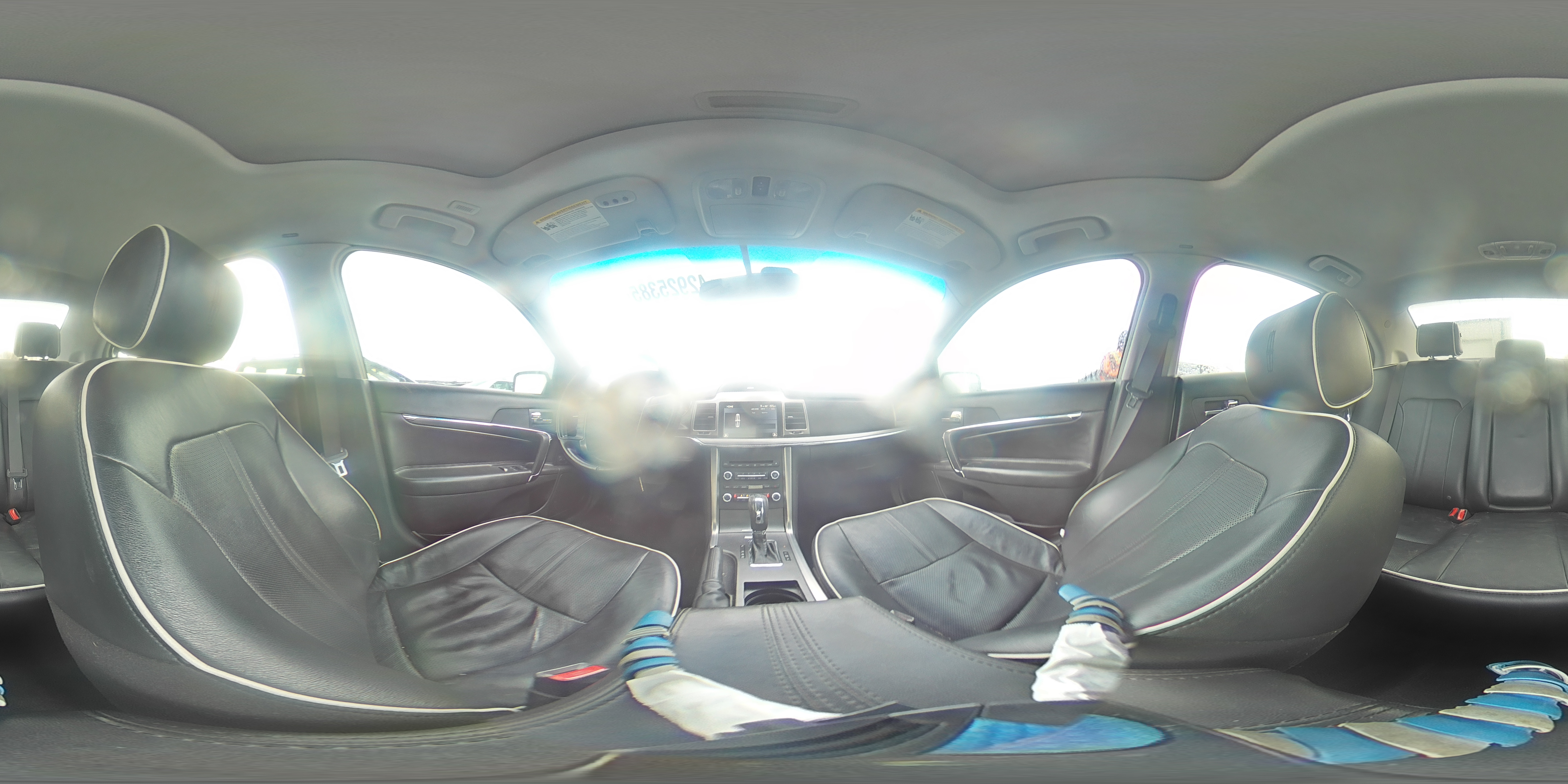 2012 Lincoln MKZ - Image 14