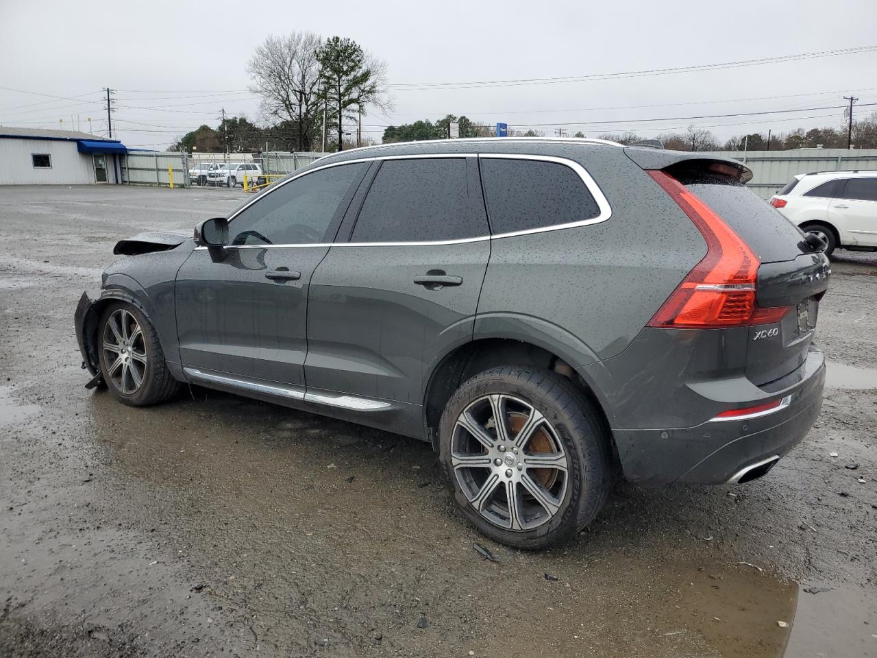 2018 Volvo XC60 - Image 2