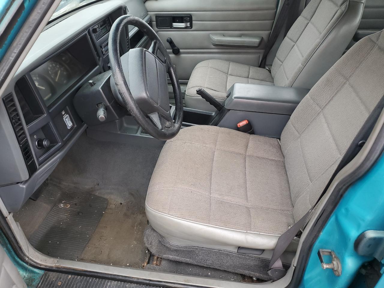 1996 Jeep Grand Cherokee - Image 7