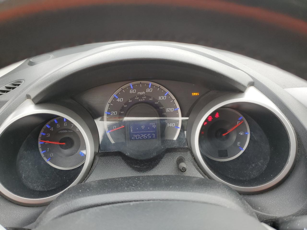 2009 Honda Fit - Image 9