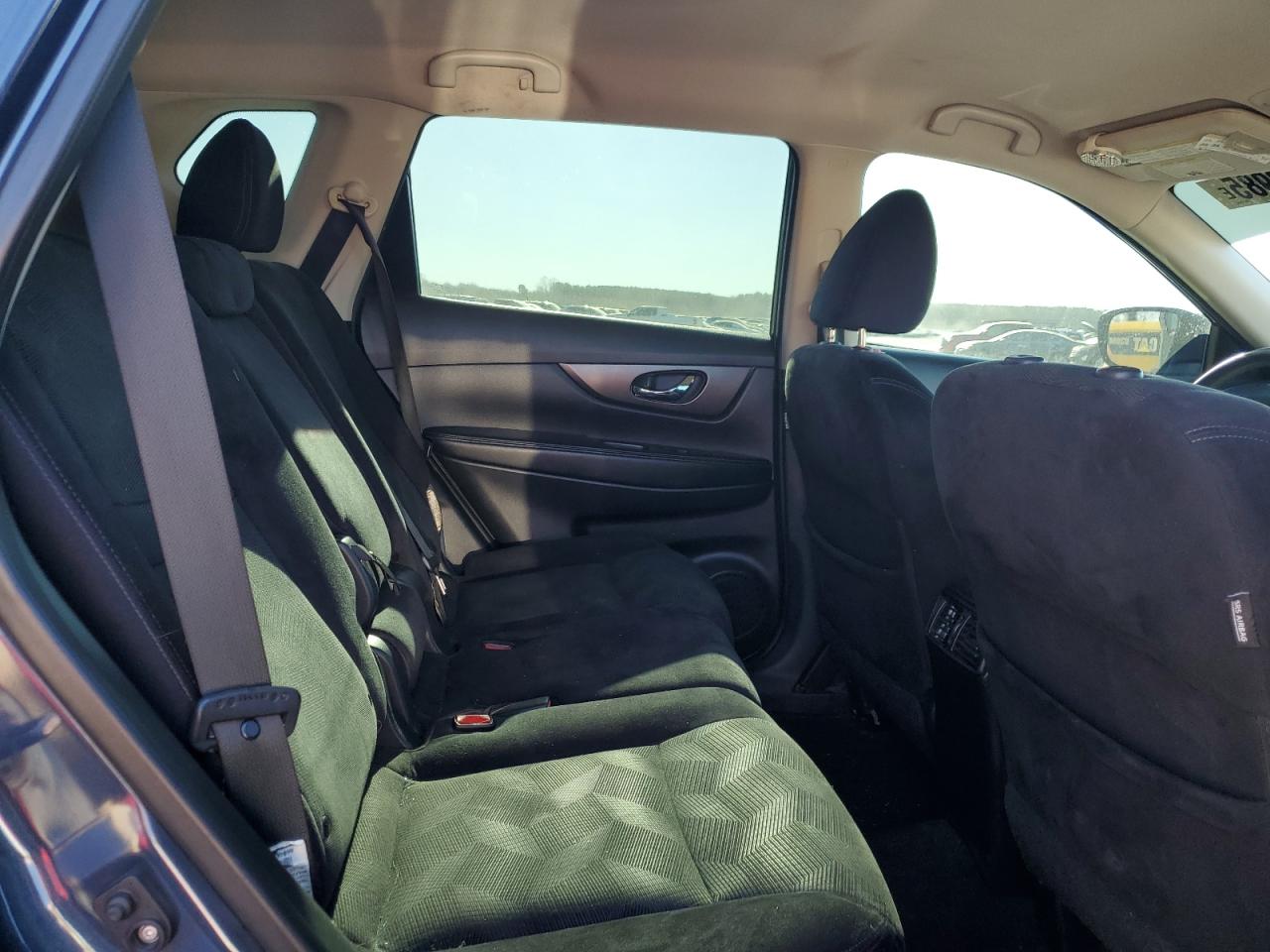 2015 Nissan Rogue - Image 10