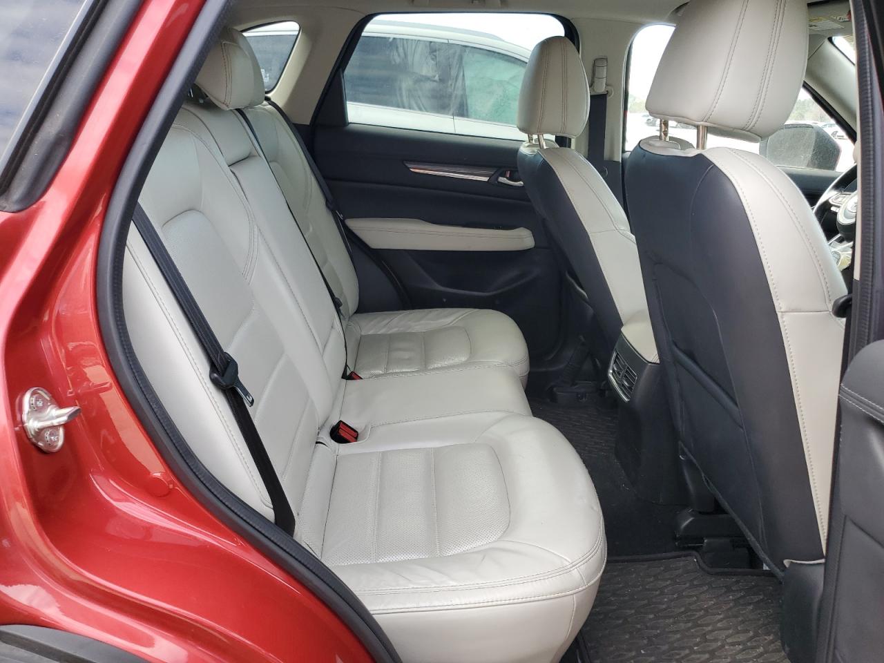 2017 Mazda CX-5 - Image 11