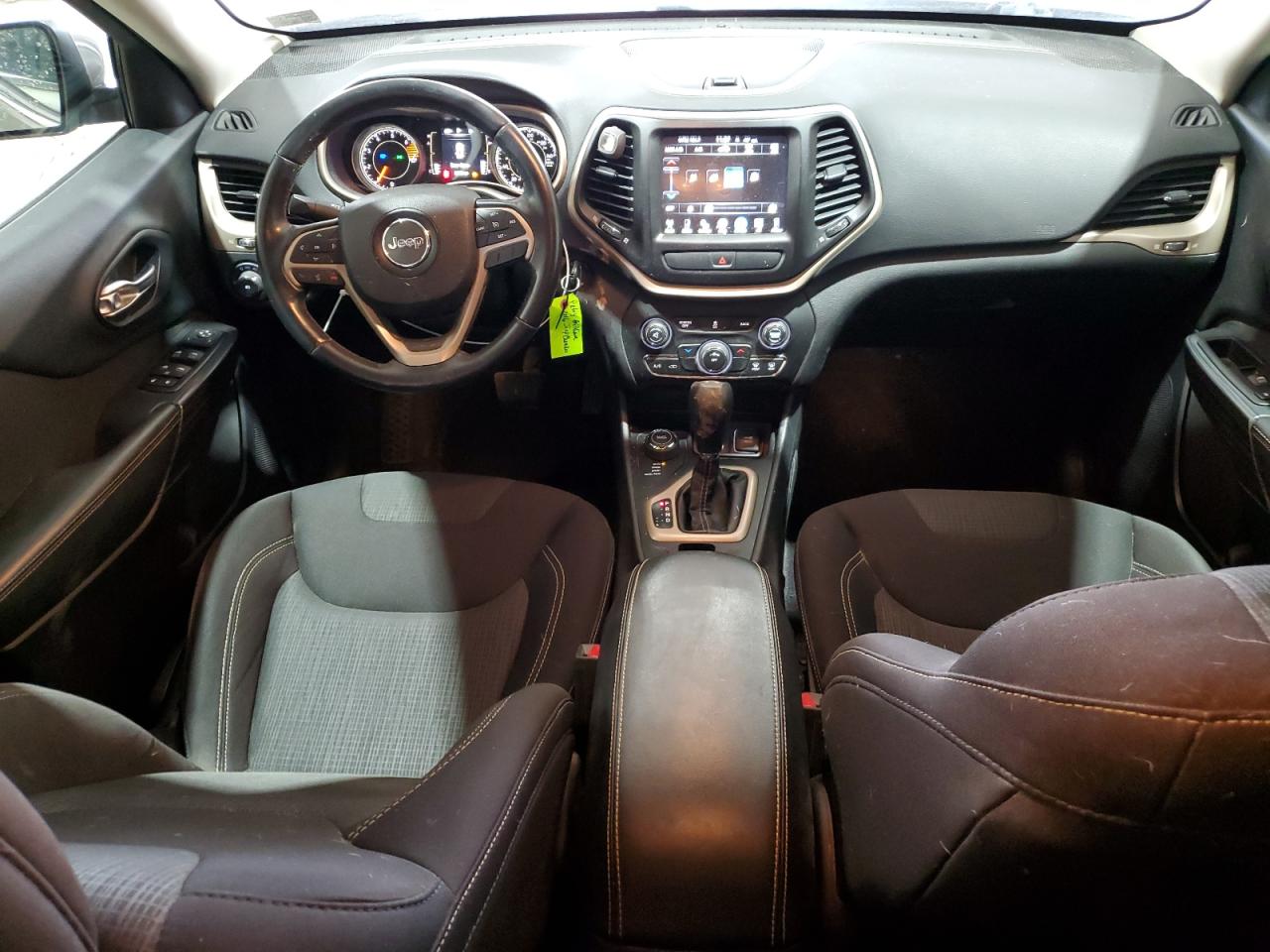 2016 Jeep Grand Cherokee - Image 8