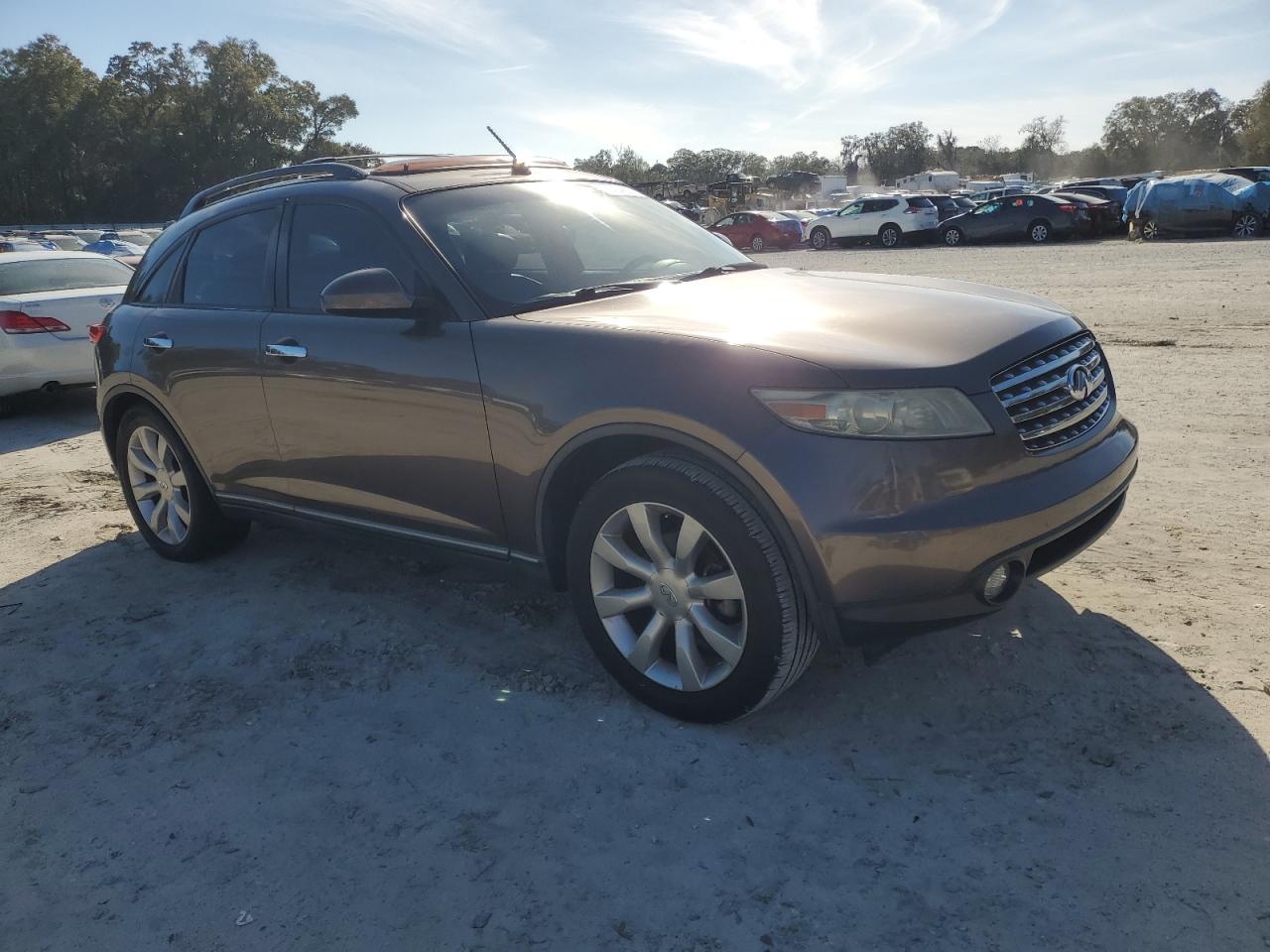 2003 Infiniti FX - Image 4