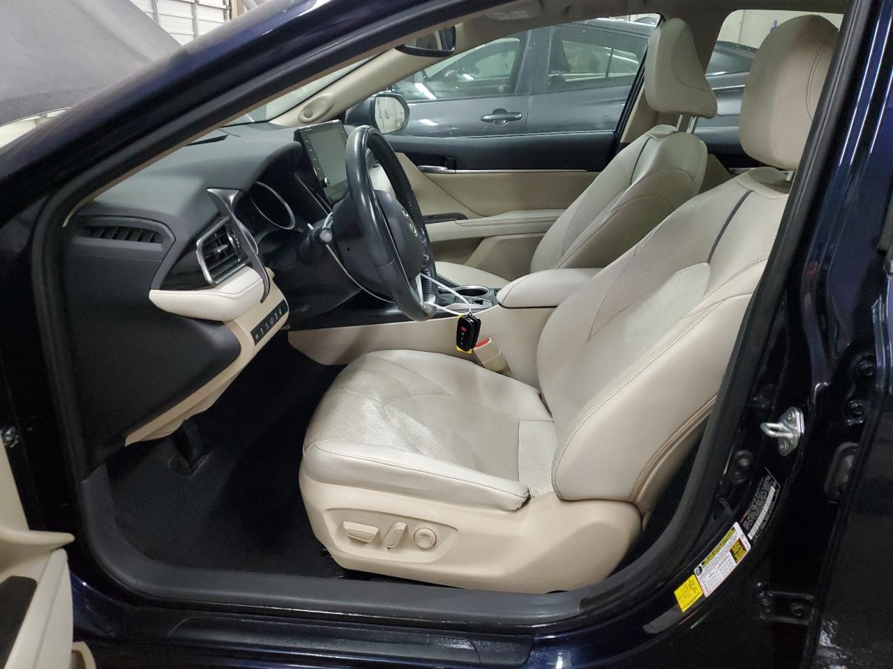 2021 Toyota Camry - Image 7