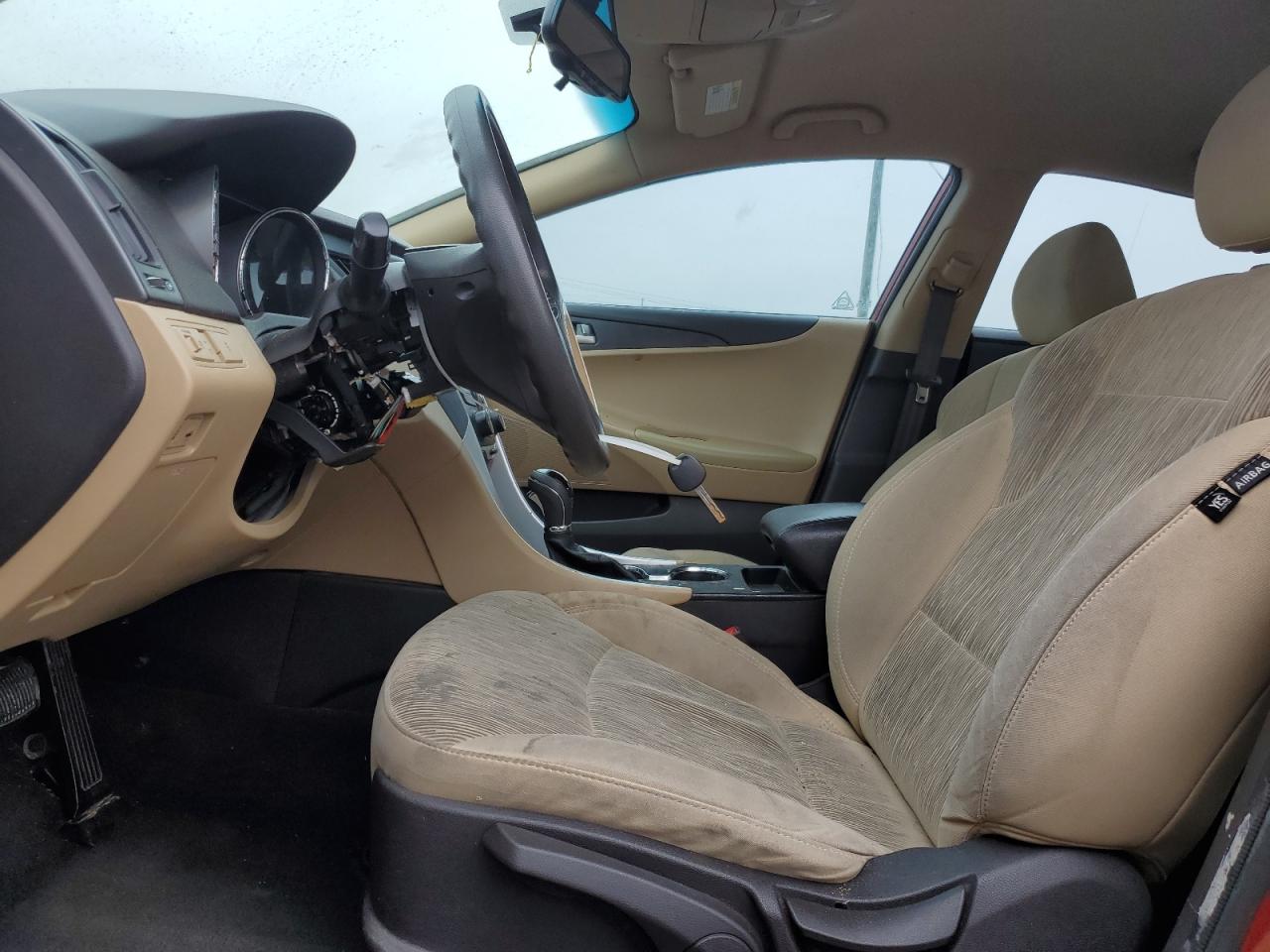2013 Hyundai Sonata - Image 7