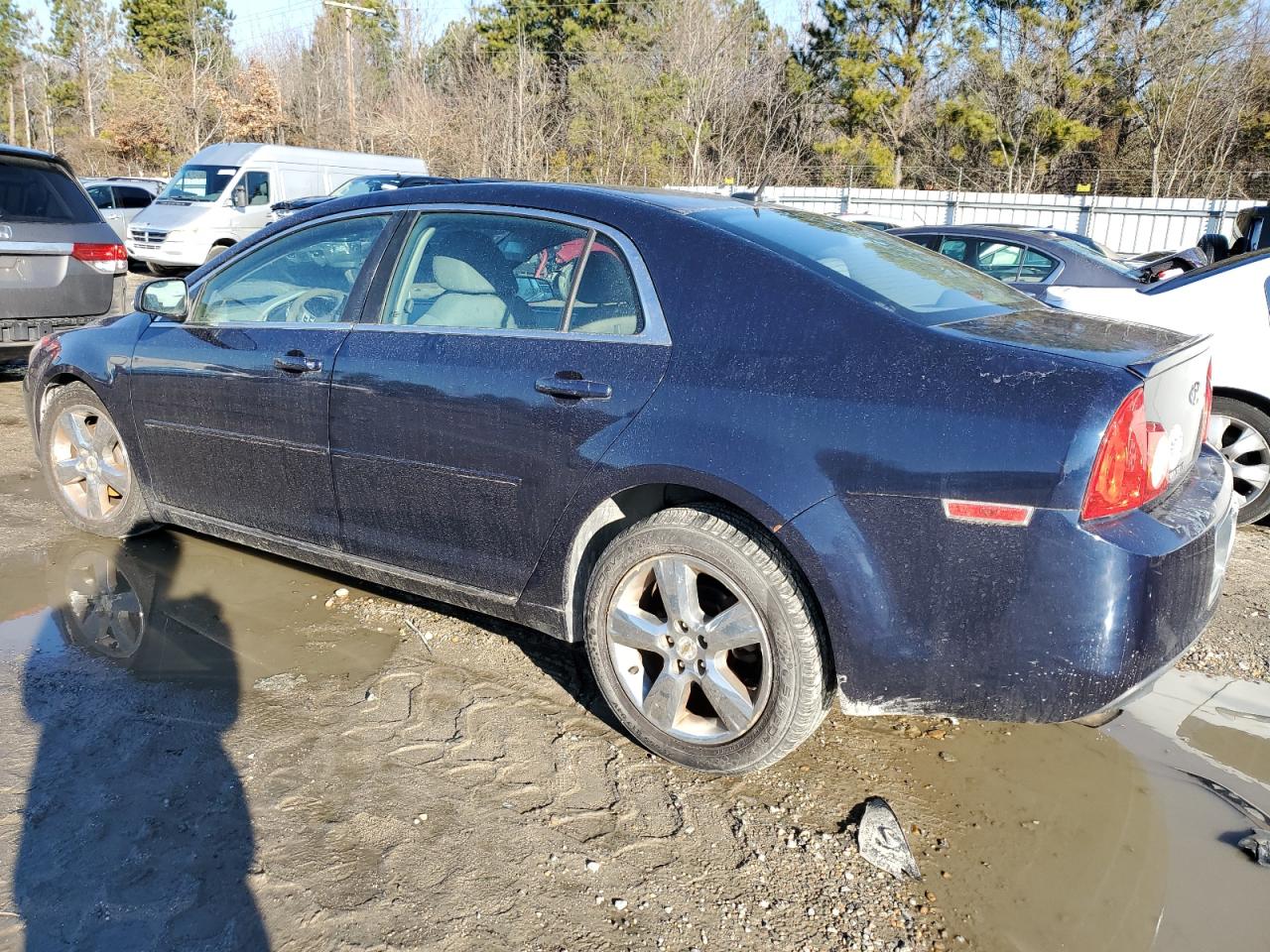 2011 Chevrolet Malibu - Image 2