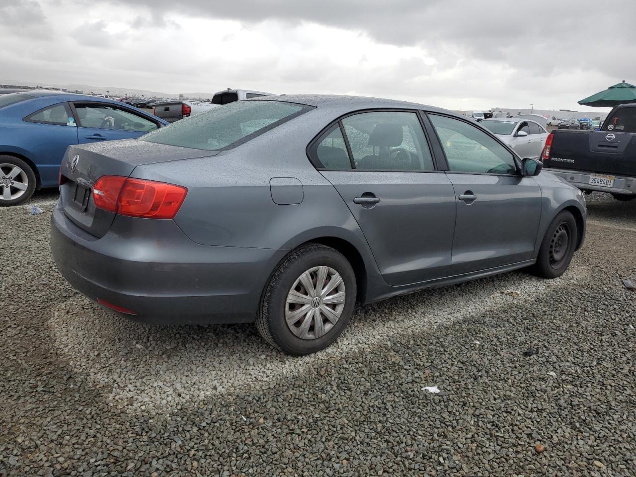 2014 Volkswagen Jetta - Image 3