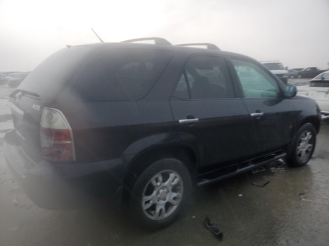 2004 Acura MDX - Image 3