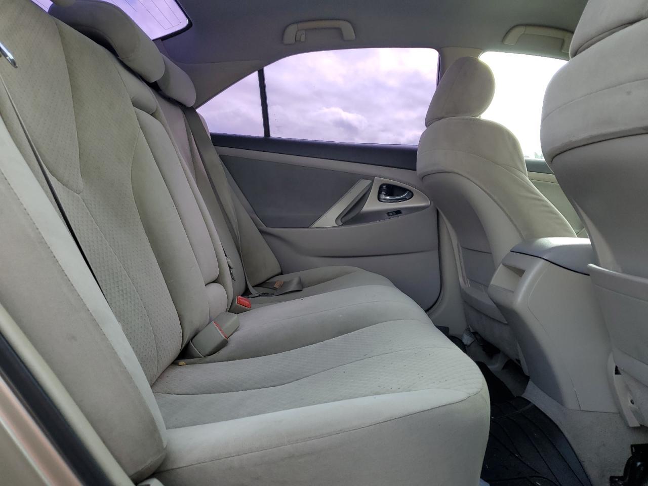 2007 Toyota Camry - Image 10