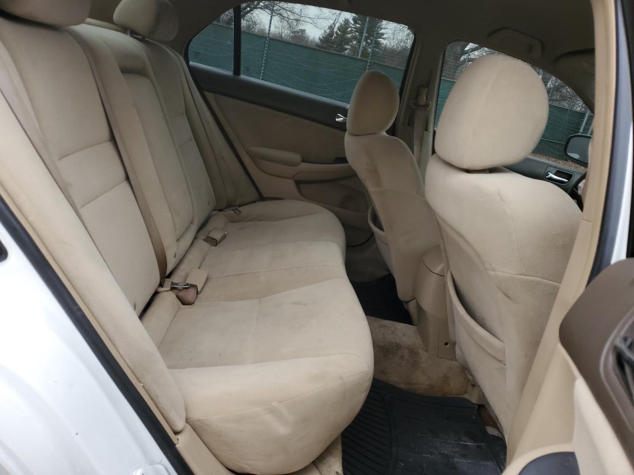 2007 Honda Accord - Image 10