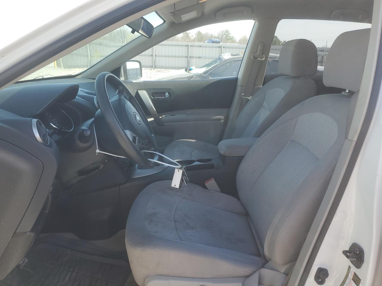 2011 Nissan Rogue - Image 7