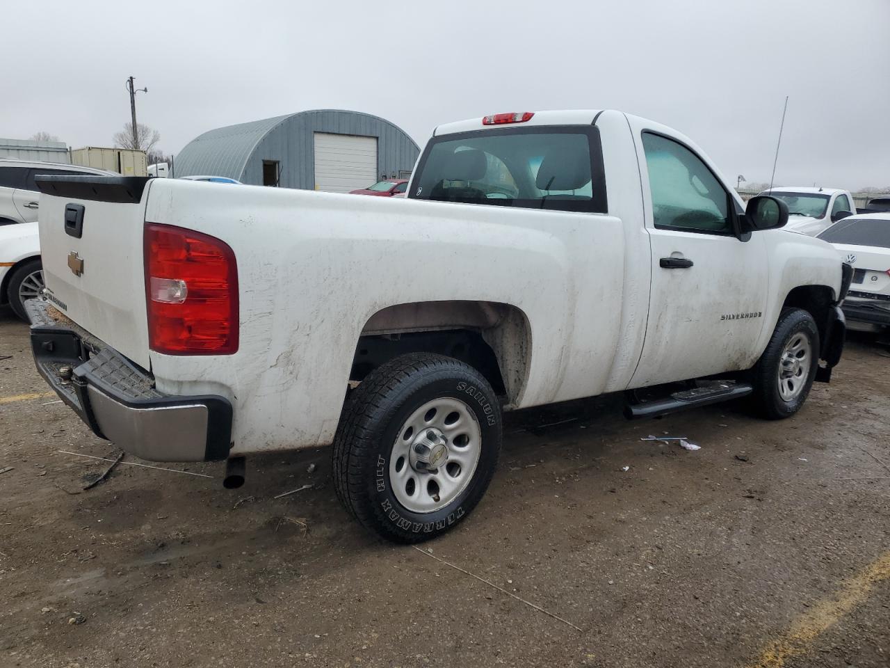 2009 Chevrolet Silverado - Image 3