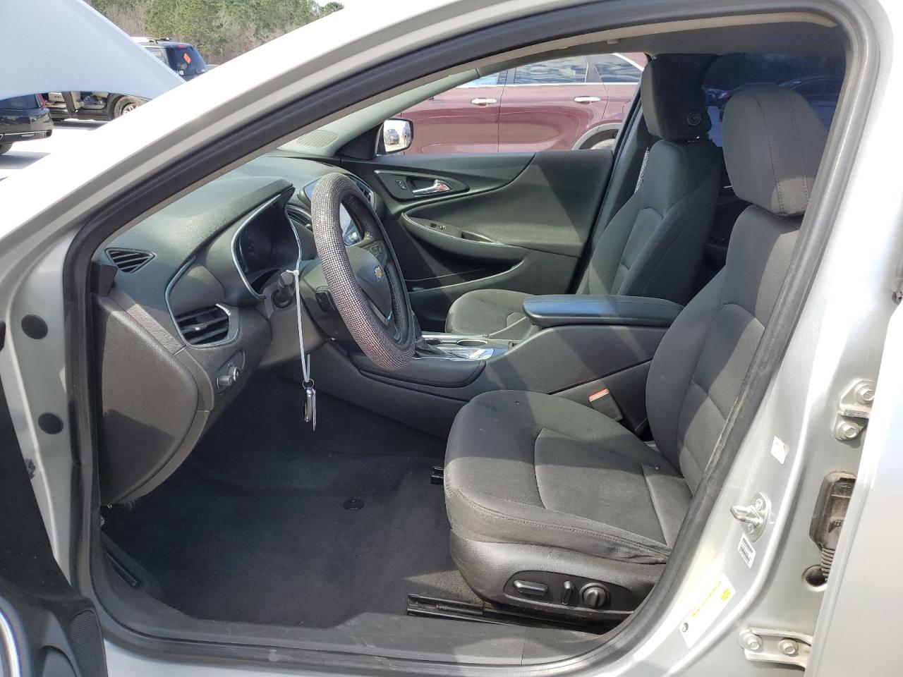 2016 Chevrolet Malibu - Image 7