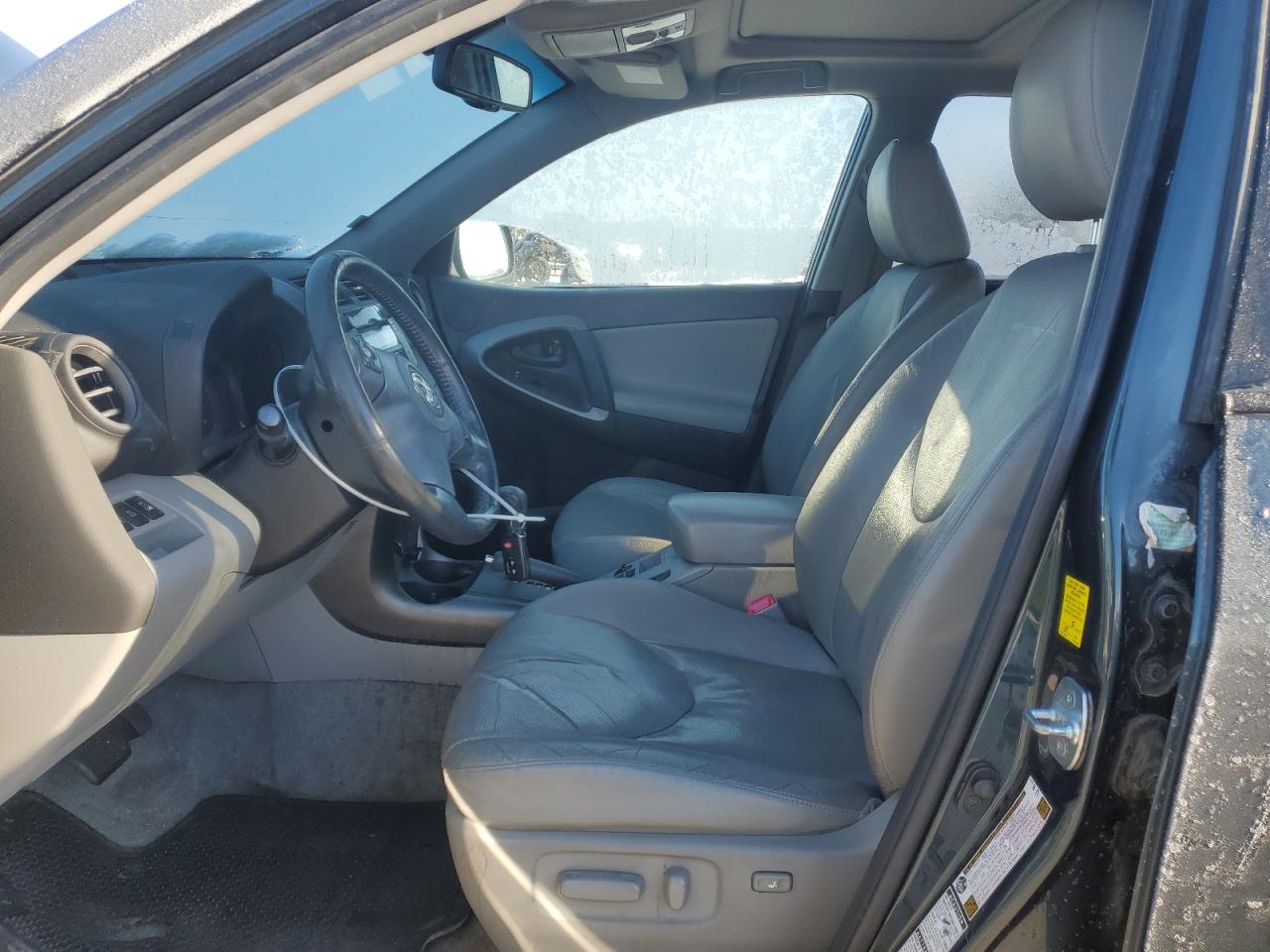 2010 Toyota RAV 4 - Image 7