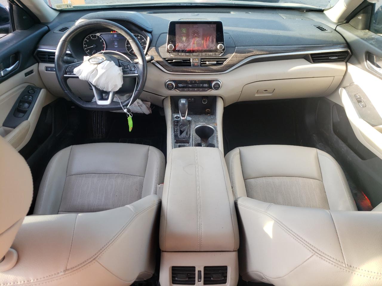 2019 Nissan Altima - Image 8