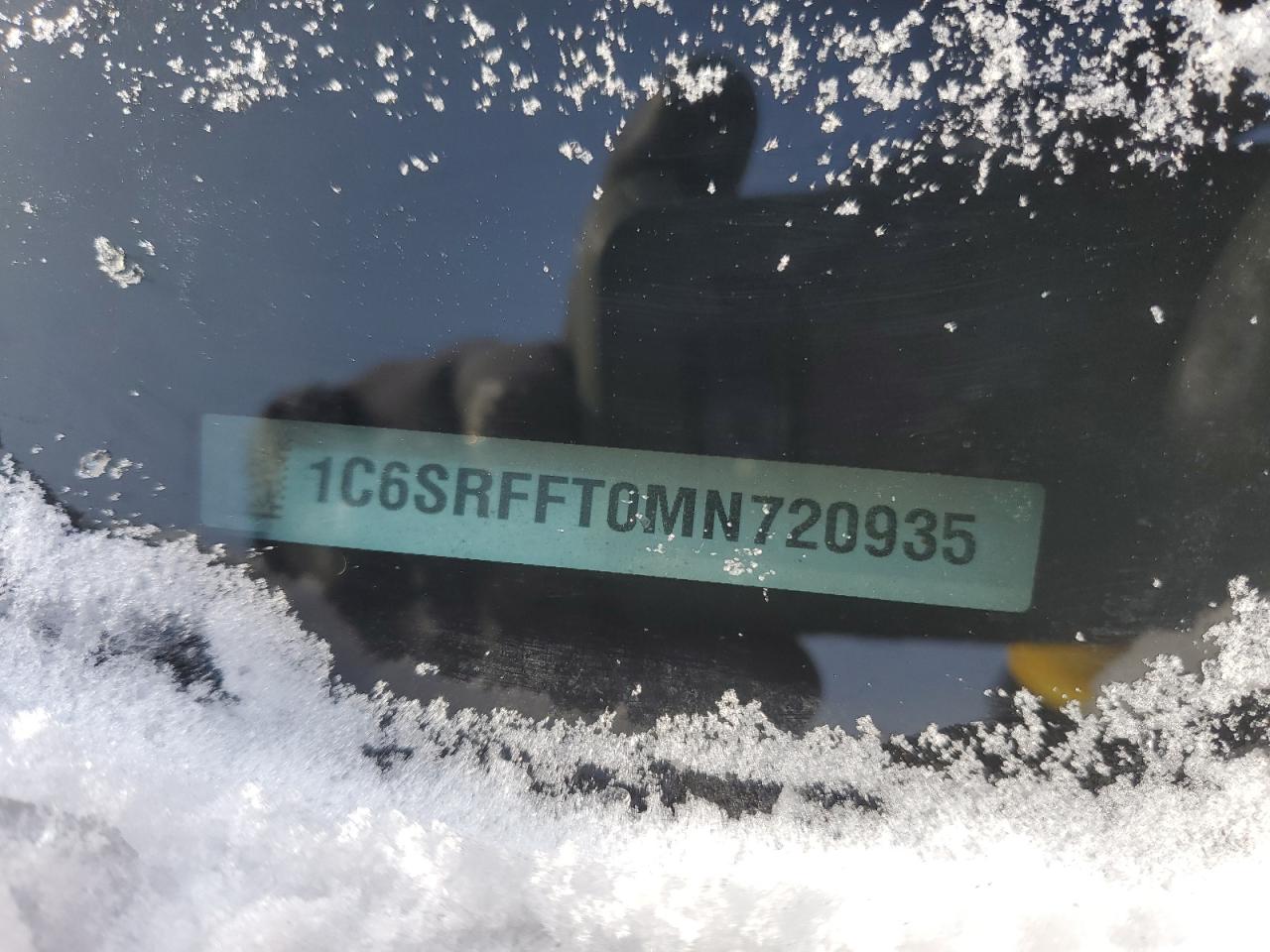 2021 RAM 1500 - Image 14