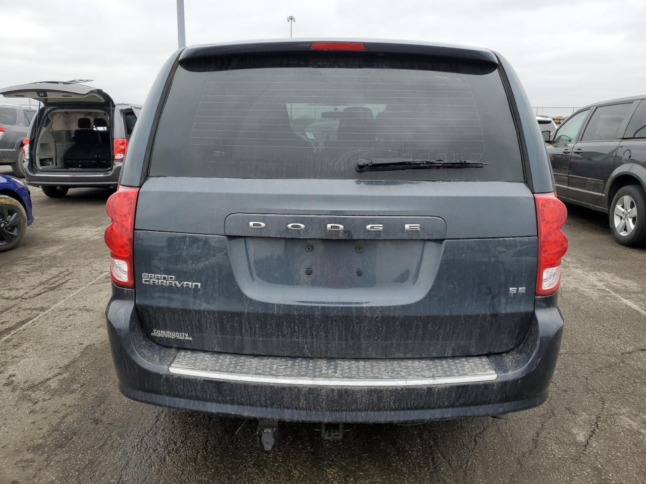 2014 Dodge Caravan - Image 6