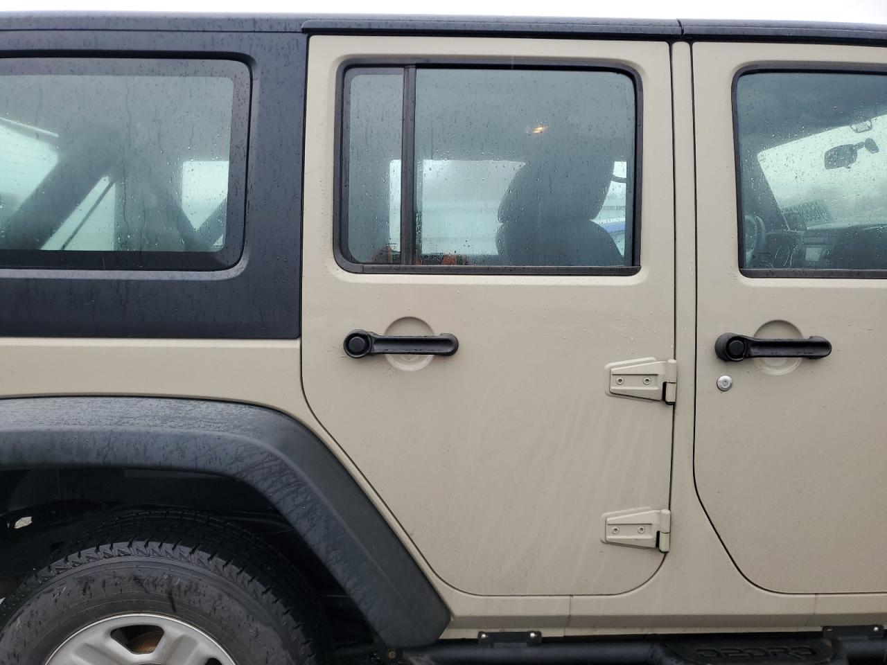 2018 Jeep Wrangler - Image 11