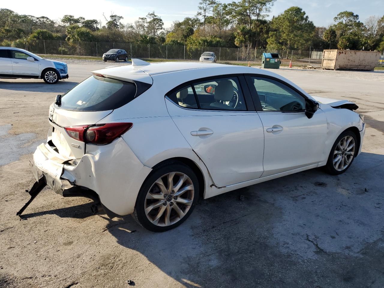 2015 Mazda 3 - Image 3